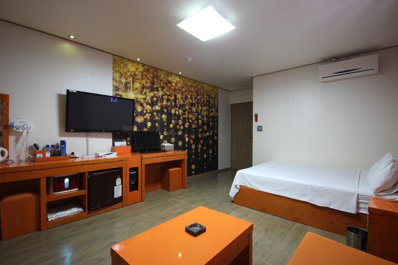 Hotel Lie Geoje Dış mekan fotoğraf